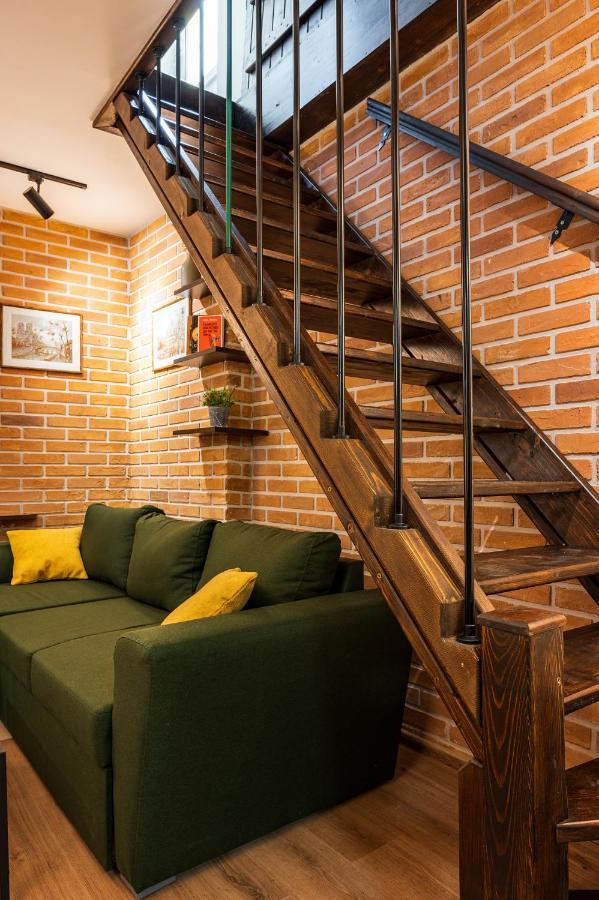 Apartpro Apartments, ヴェリコ・タルノヴォ エクステリア 写真
