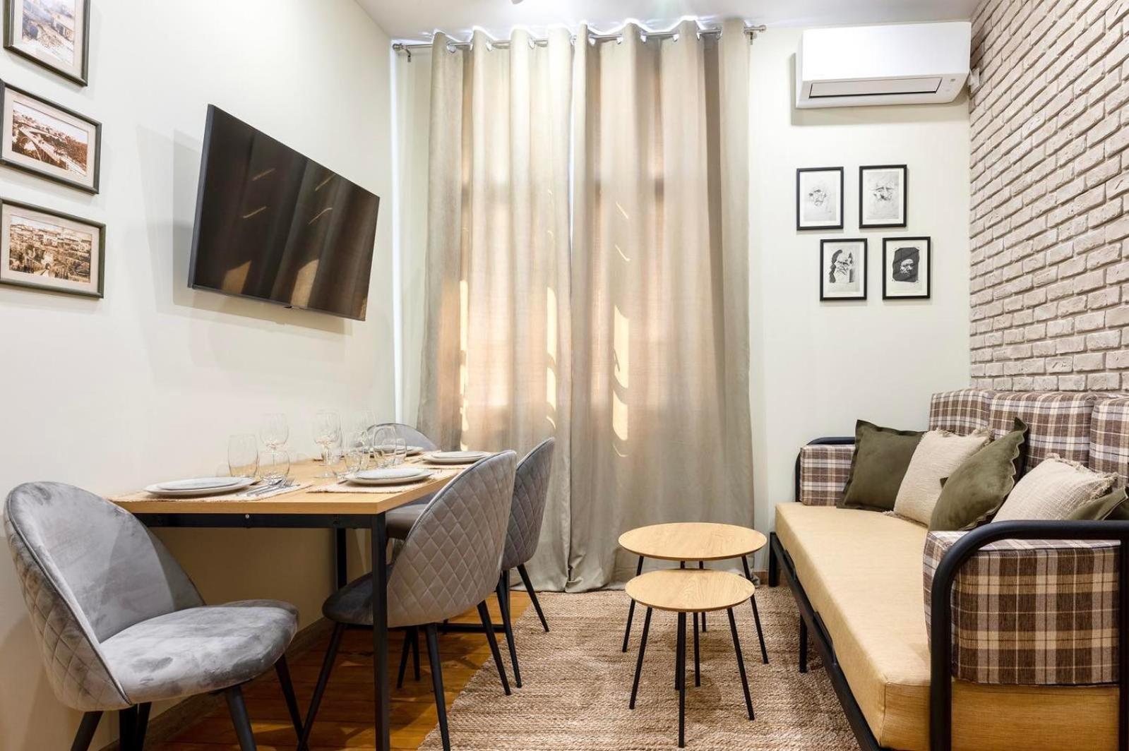 Apartpro Apartments, ヴェリコ・タルノヴォ エクステリア 写真