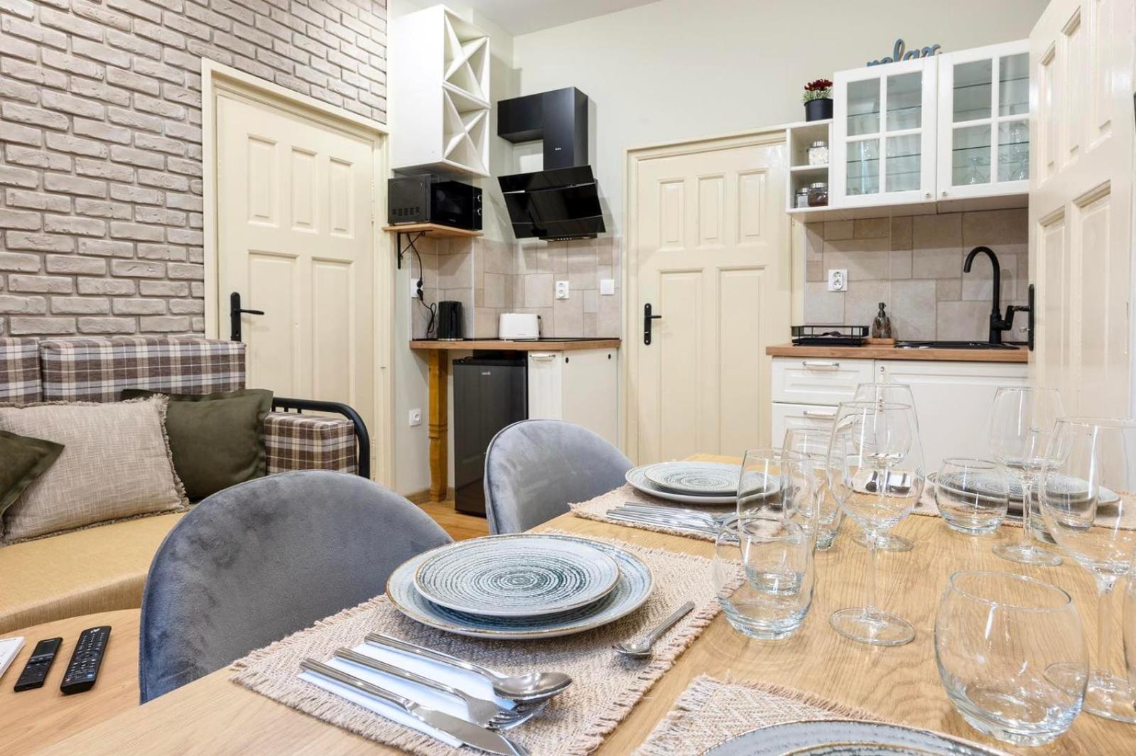 Apartpro Apartments, ヴェリコ・タルノヴォ エクステリア 写真